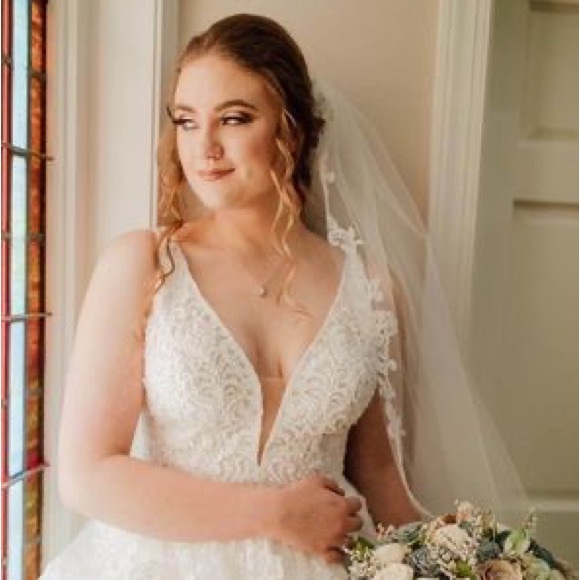 Stella York Wedding Gown, size 14, only taken in at waist 2 inches. - Picture 3 of 5